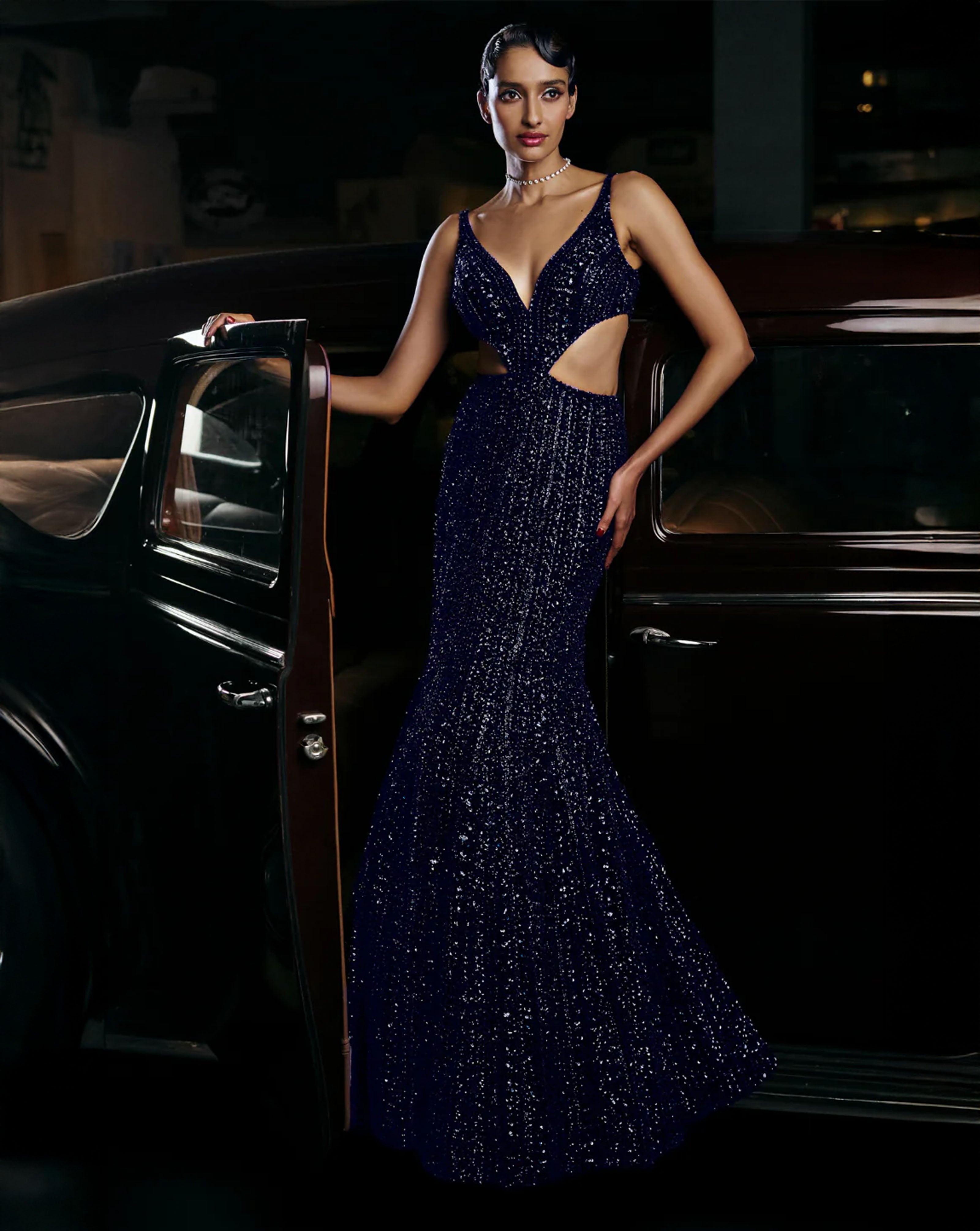 green emerald velvet dress Sparkly A Line V Neck Backless Sequins Navy Blue Prom Long Dresses, Navy  Blue Open Back Formal Evening Dresses