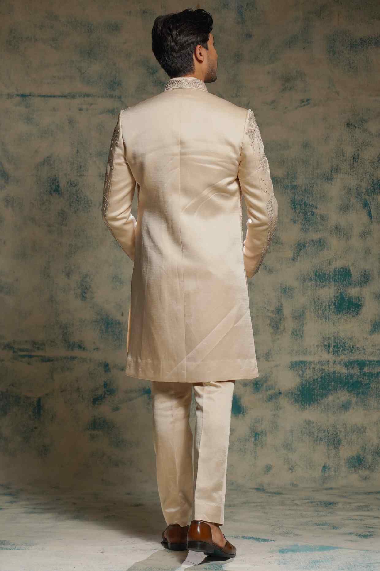 Shwetam