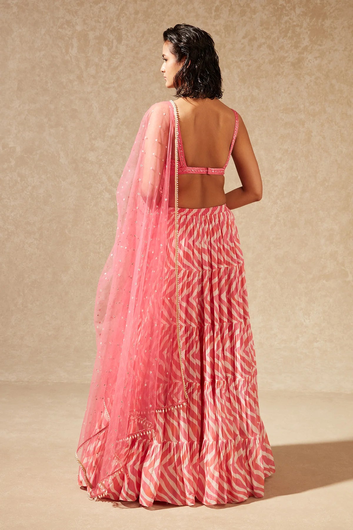 Akira Lehenga