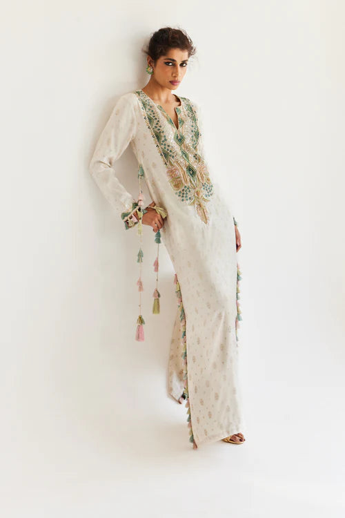 Saira Off-White Chiniya Silk Embroidered Yoke Beyza Kaftan