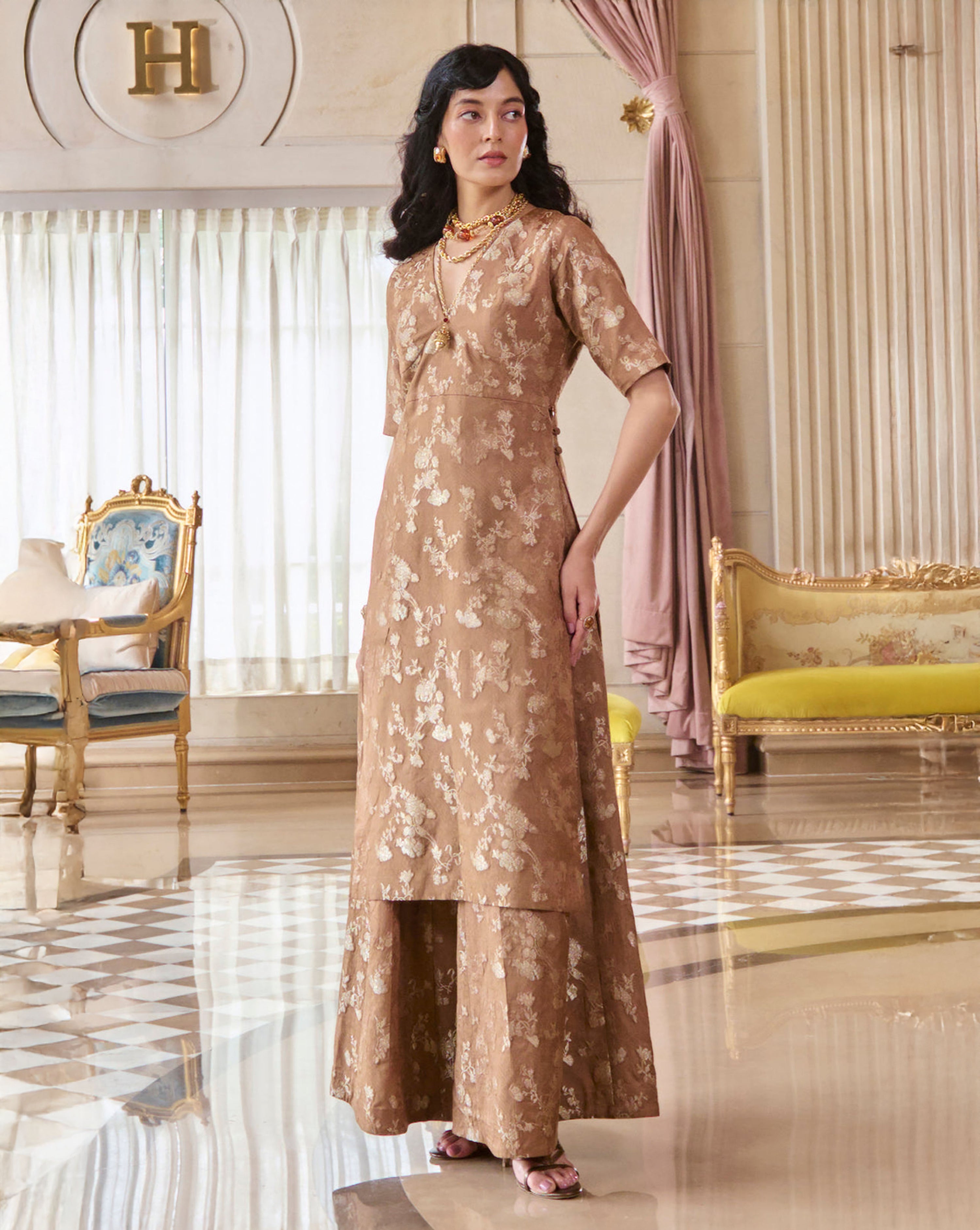 Chiara Kurta Set – Mocha