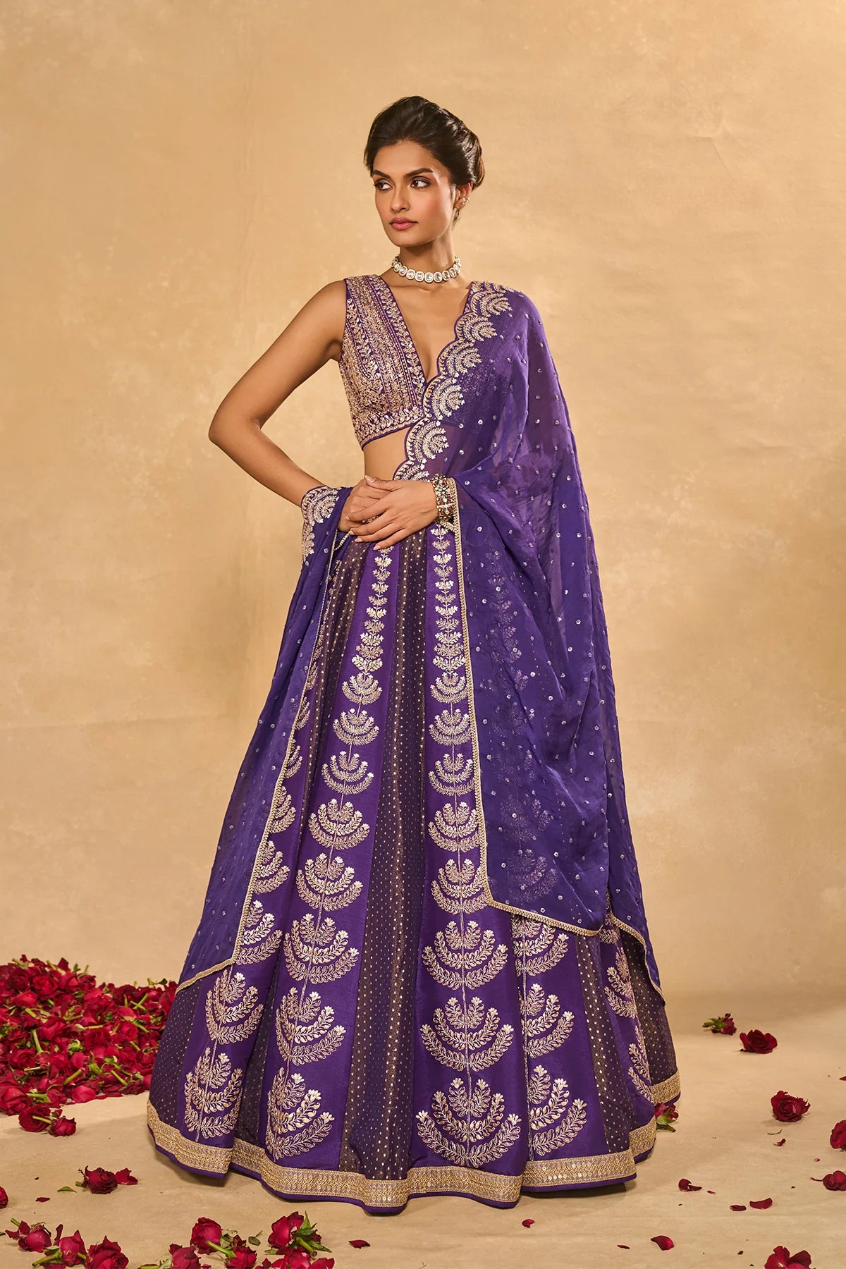 Maitri Lehenga