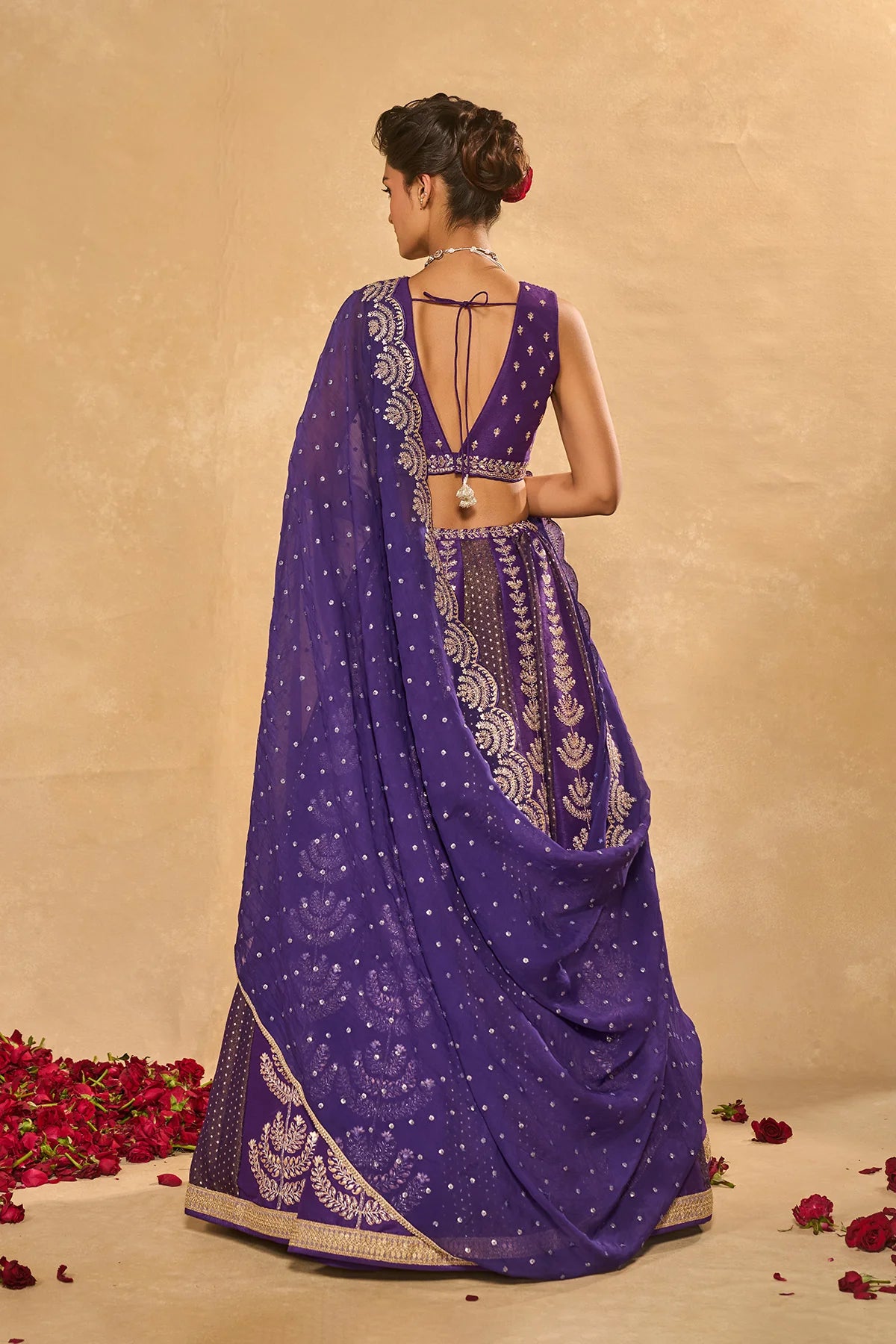Maitri Lehenga