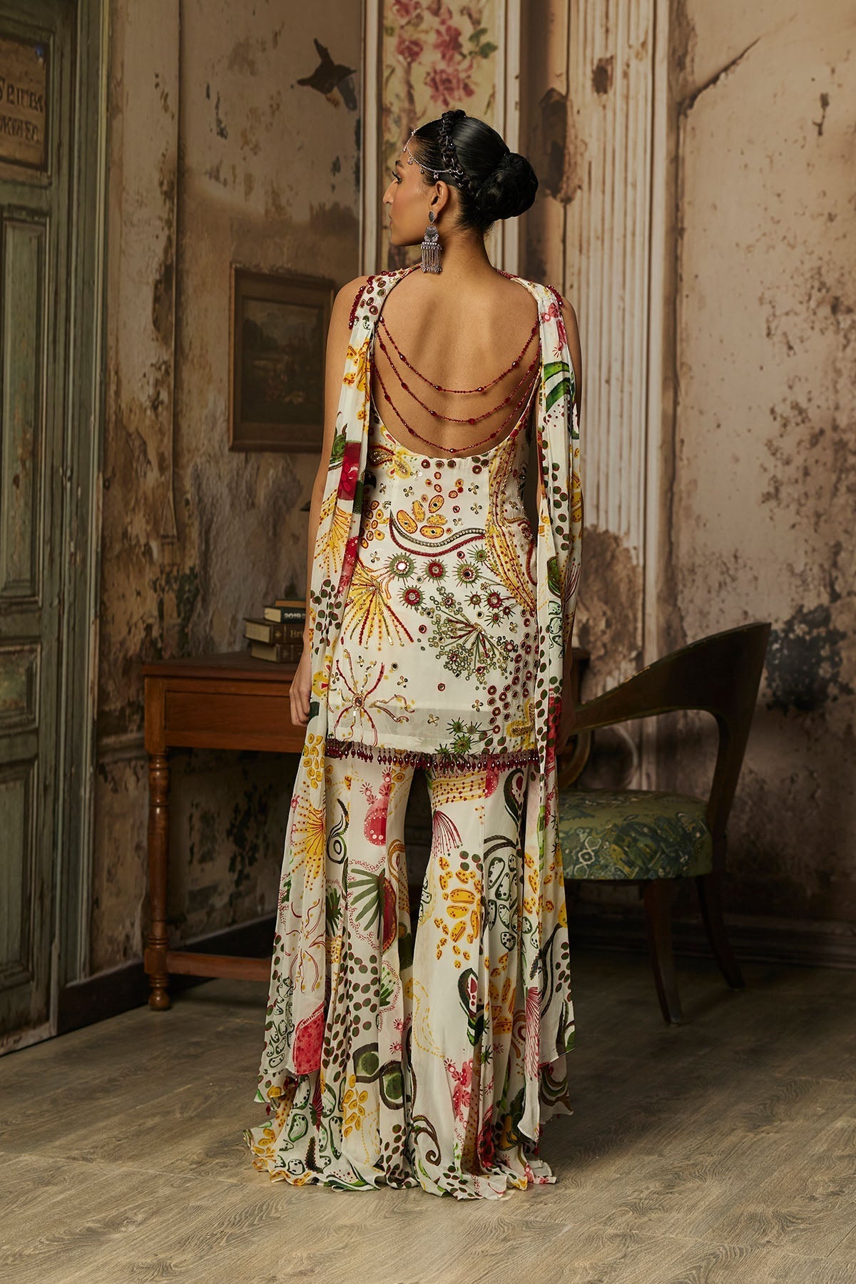 Ivory Print And Highlighted Kurti Set