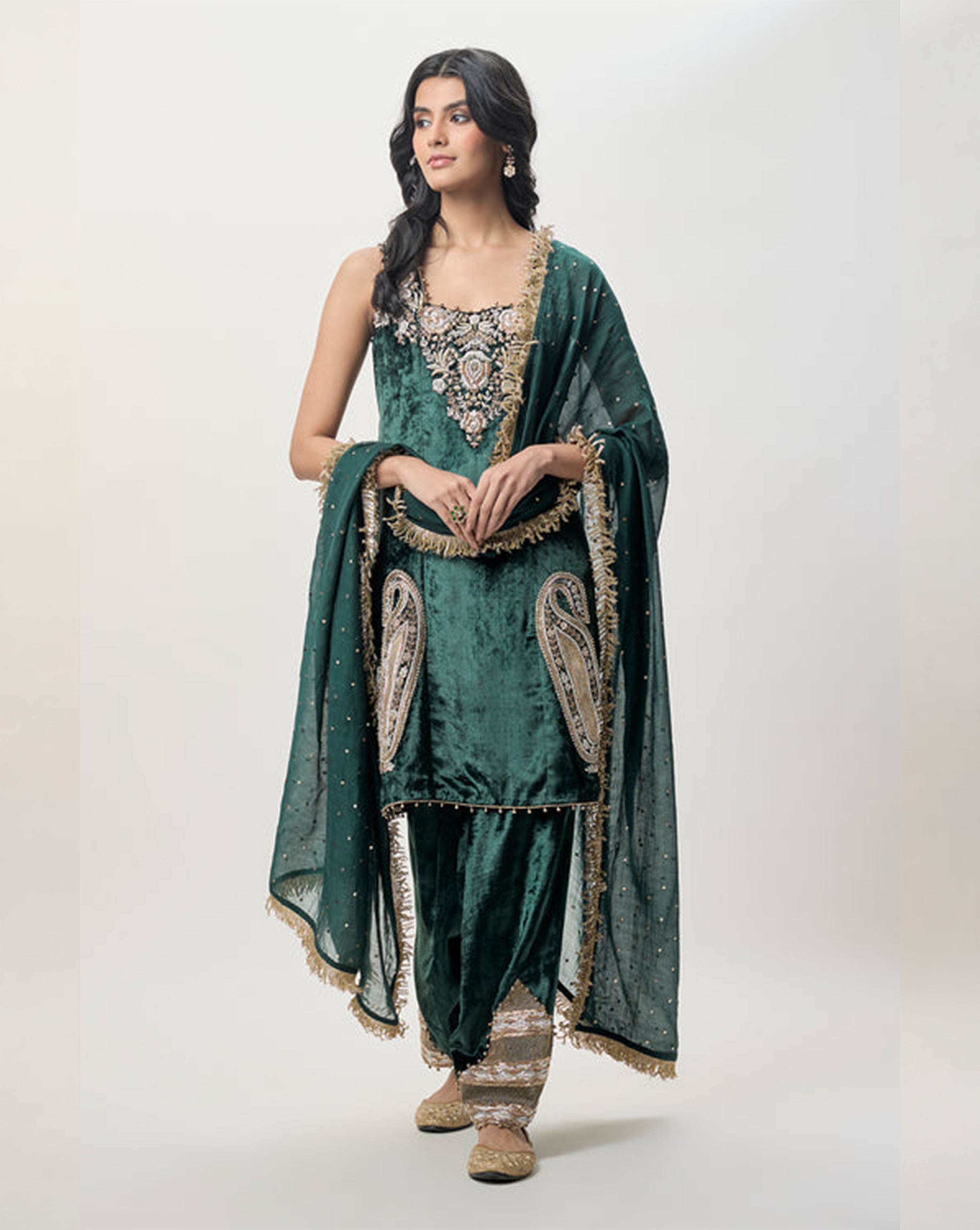 Elara Emerald Green Velvet Embroidered Kurta With Farshi Salwar And Mukaish Silkmul Dupatta
