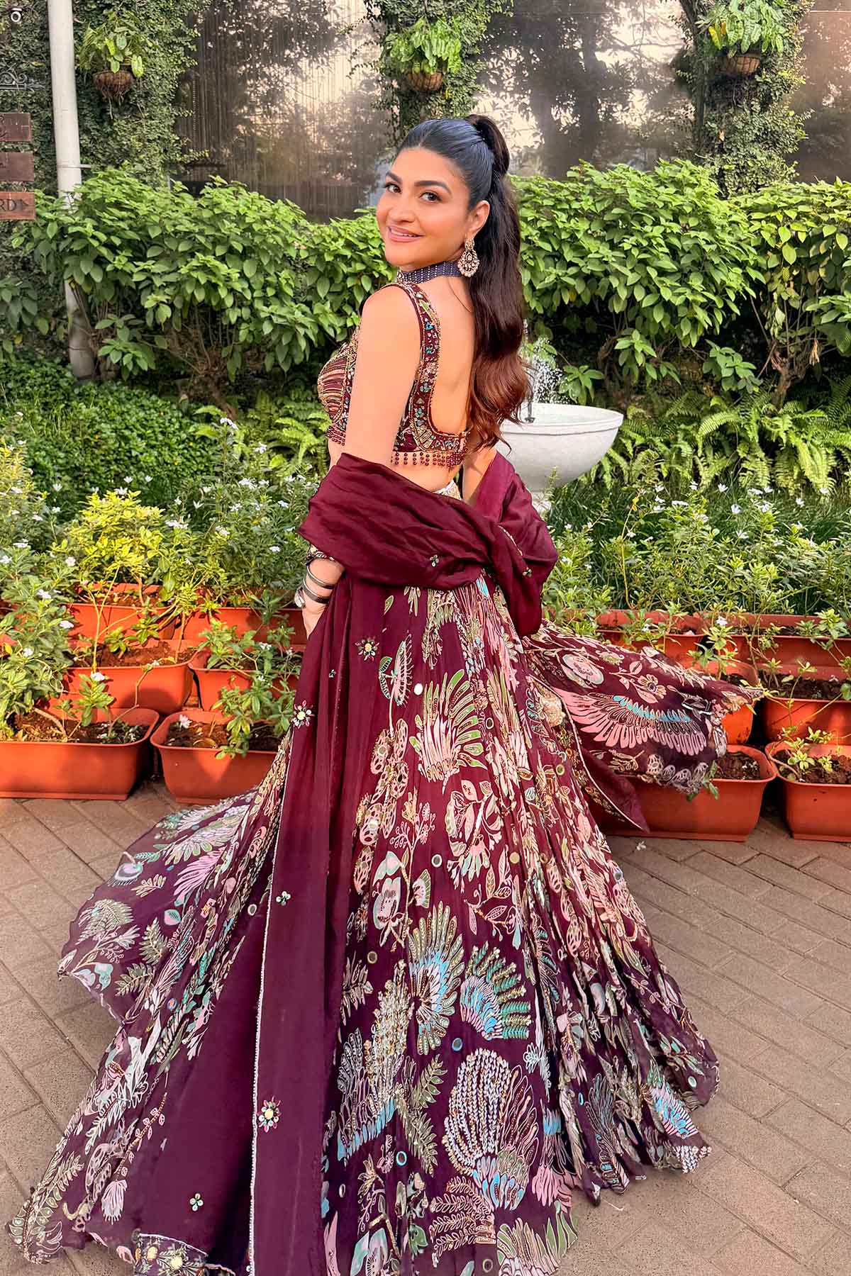 Kushnaaz Turner In Plum Printed And Highlighted Lehenga Set