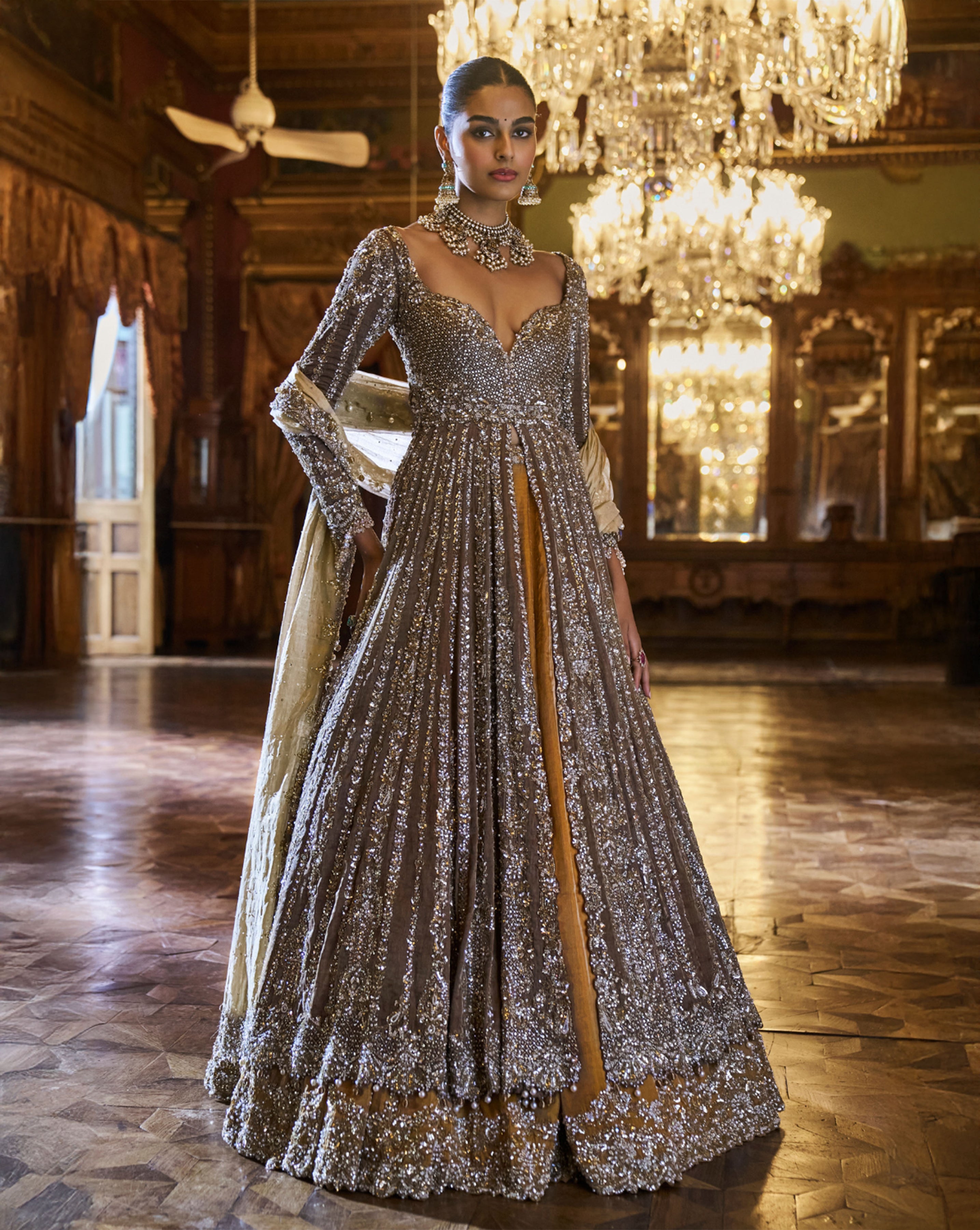 Jash-E-Lehenga Set