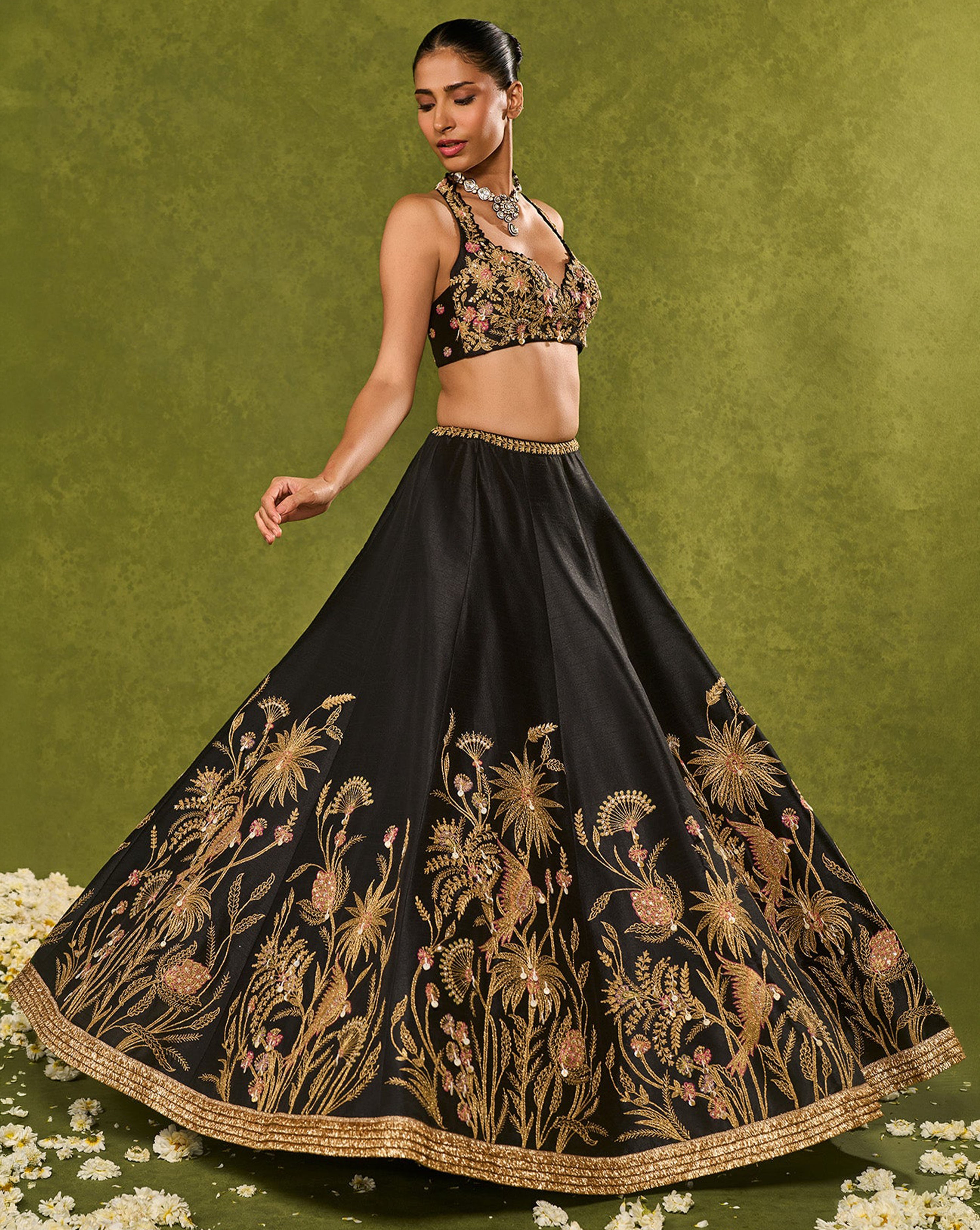 Huda Lehenga
