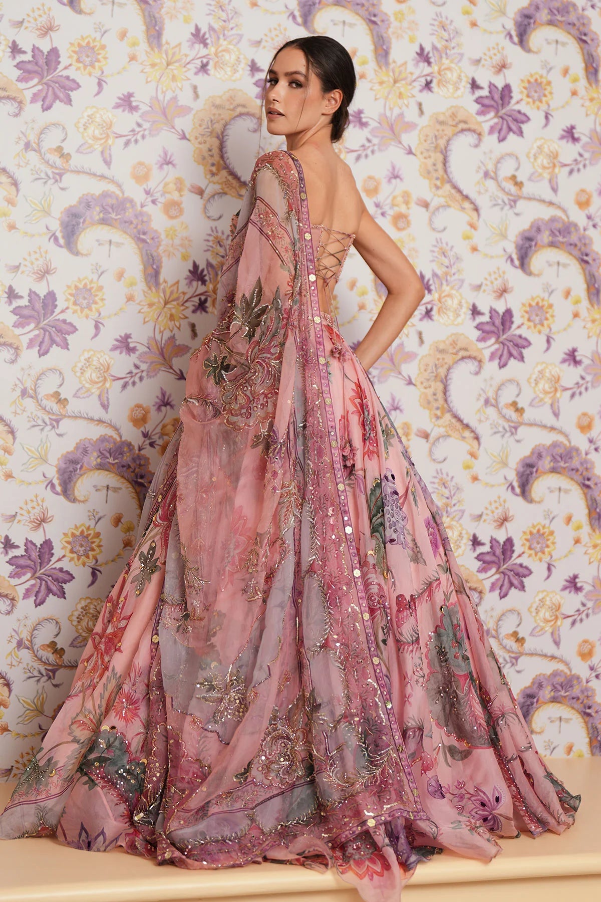 Showstopper - Vaani