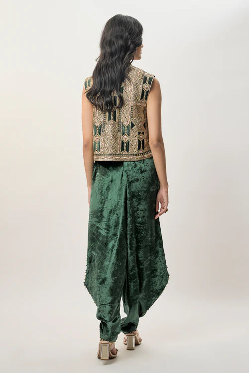 Delnaz Emerald Green Georgette Embroidered Sleeveless Jacket And Velvet Balloon Pants