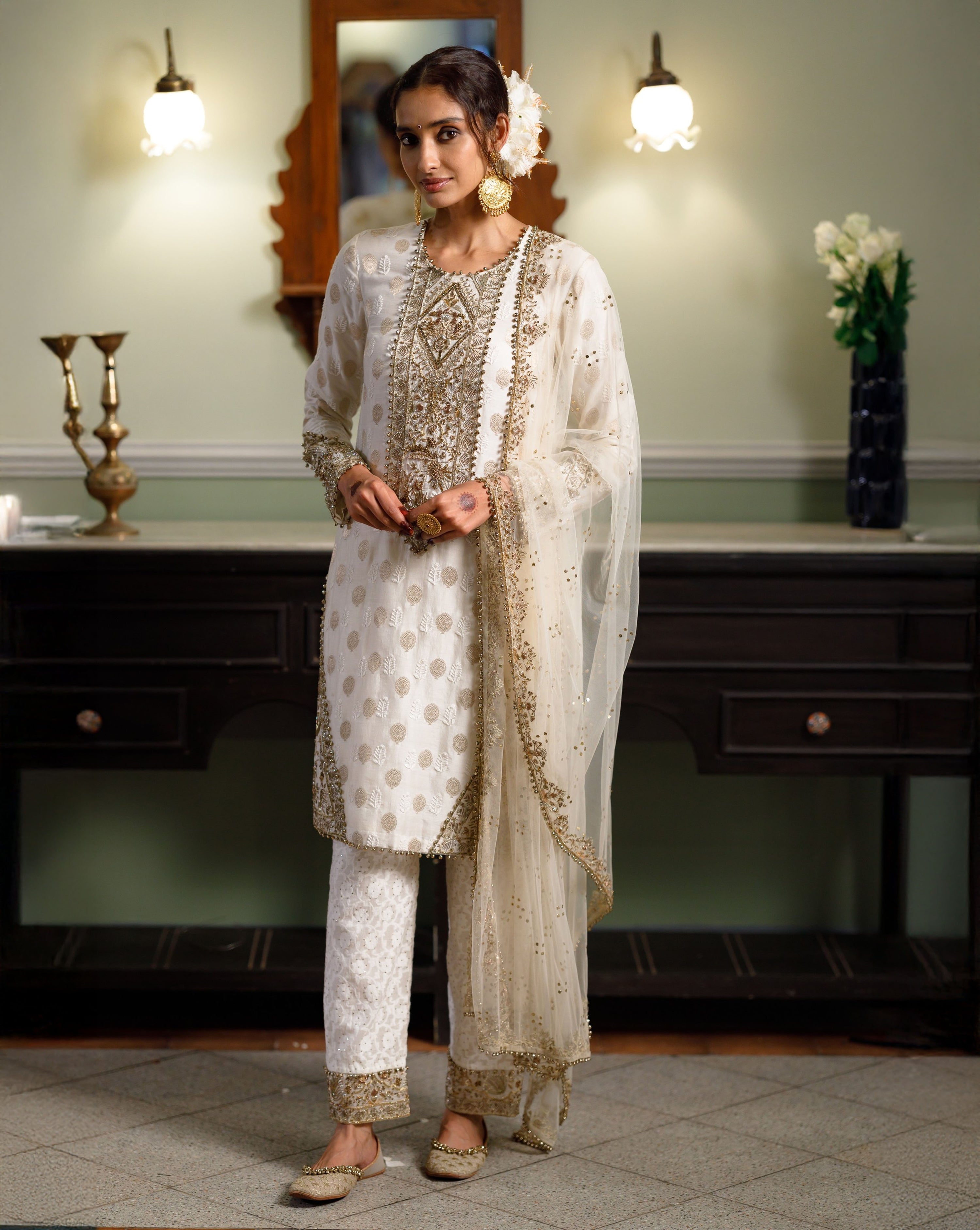 Gauhar Off White Straight Embroidered Yoke Kurta And Straight Pant With Embroidered Dupatta