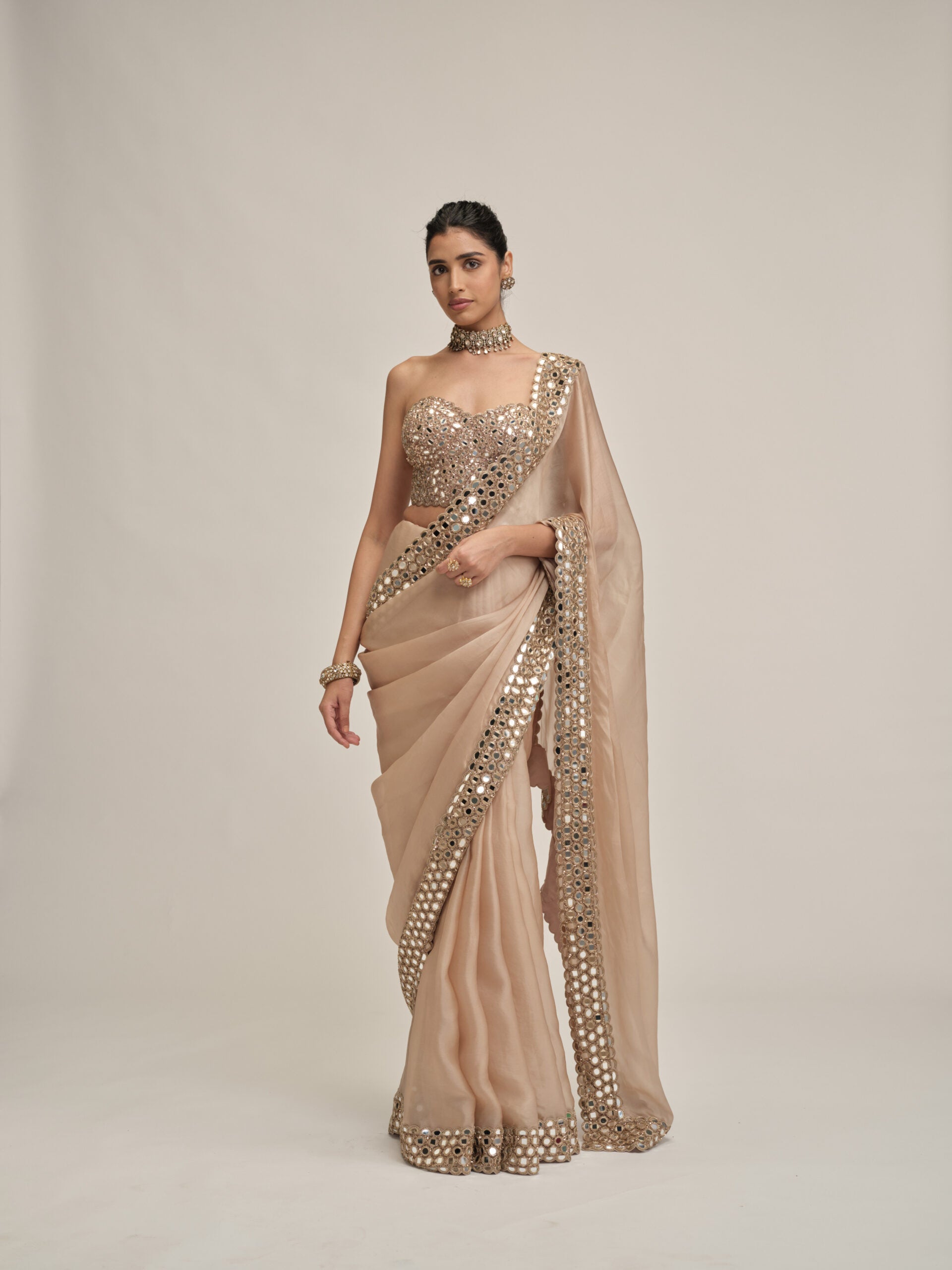 Light Beige Mirror Border Saree With Corset Set 1