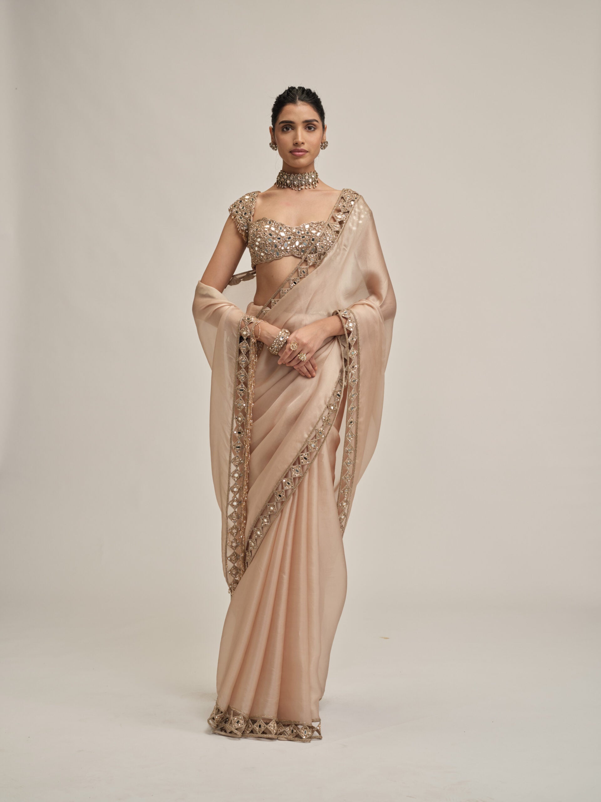 Light Beige Diamond Cutwork Border Saree Set 1