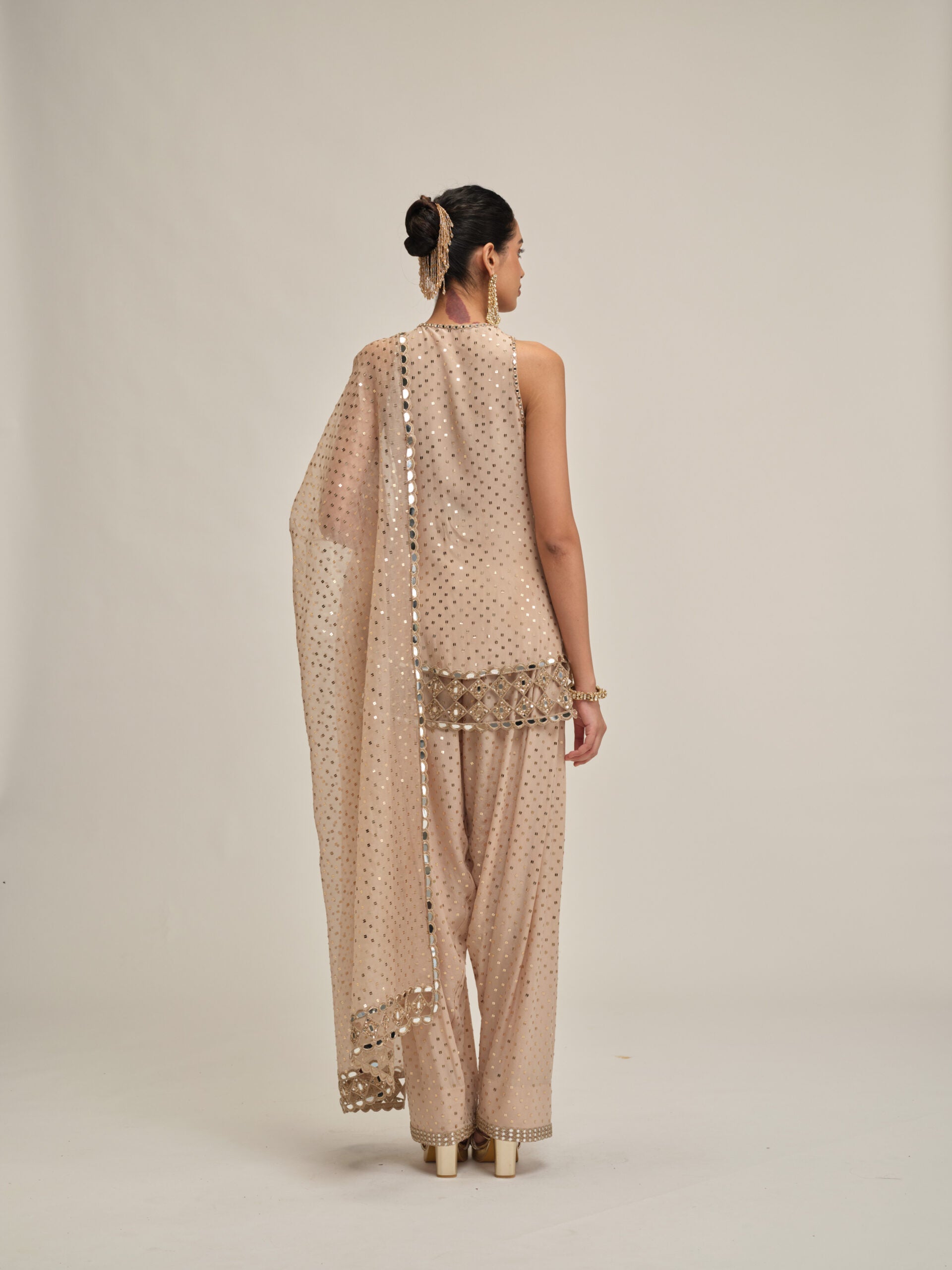 Light Beige Kurta Salwar Set 5