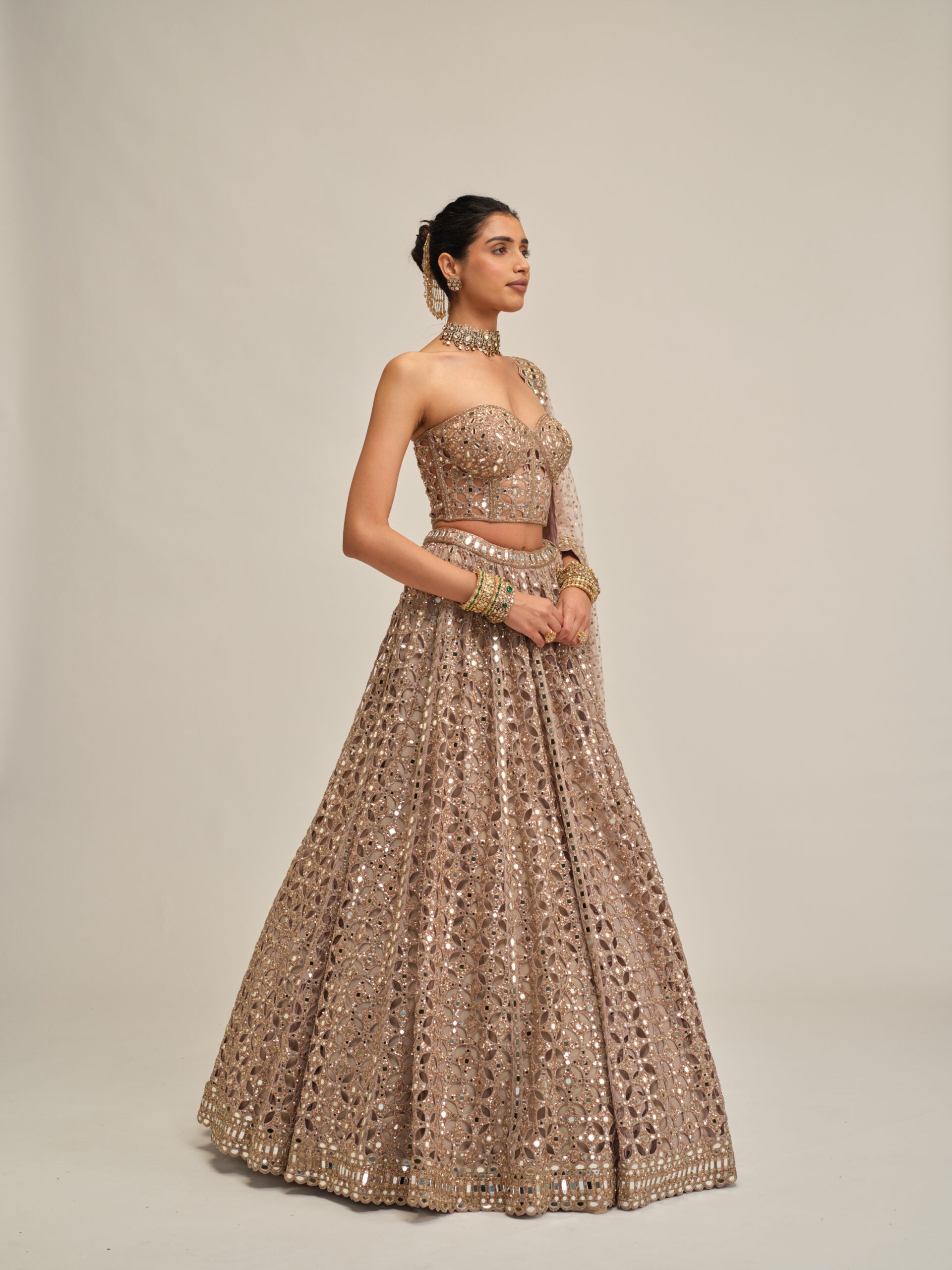 Ash Pink Circular Cutwork Lehenga With Corset Set 5