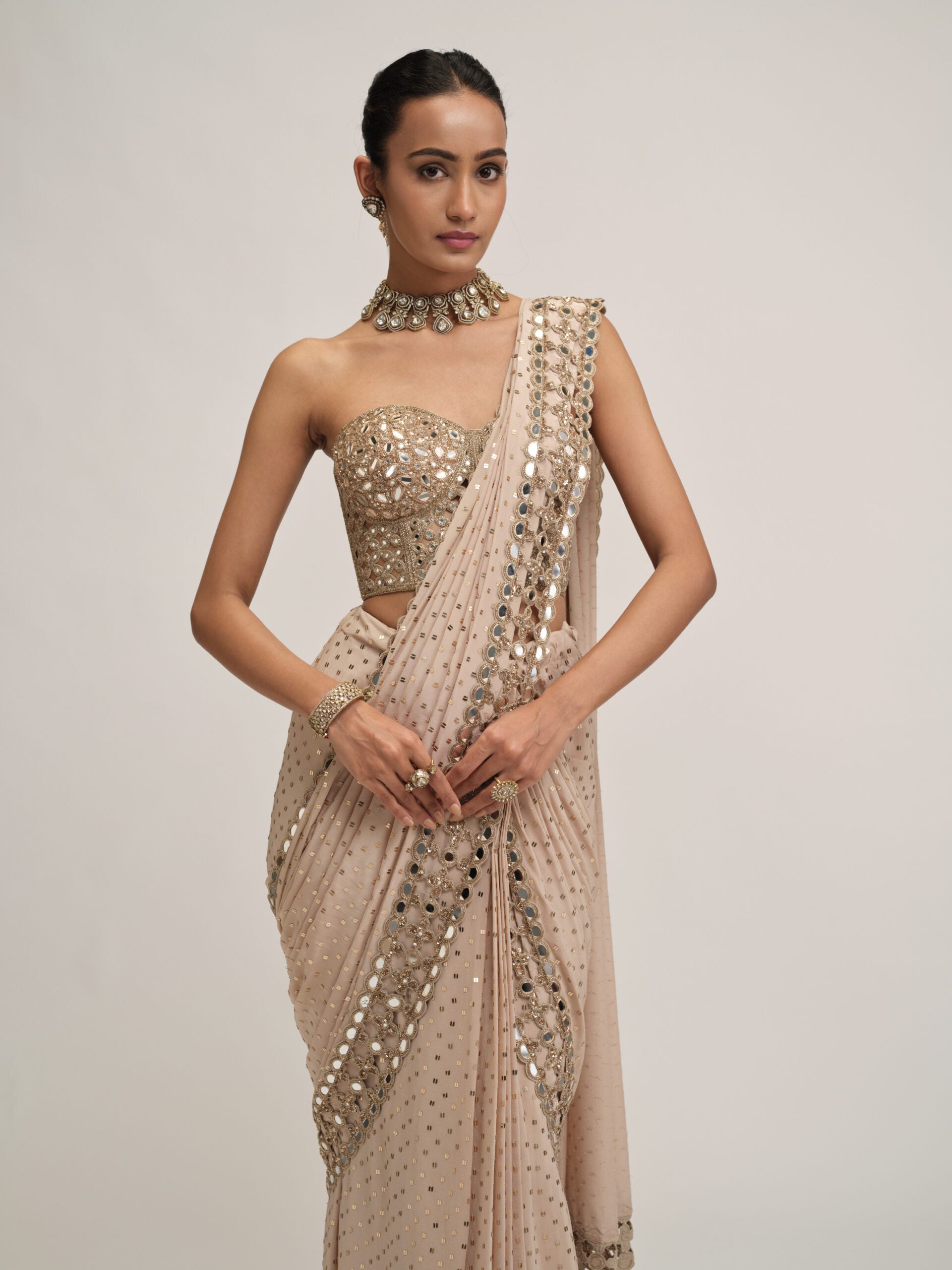 Light Beige Cutwork Border Saree Set 3