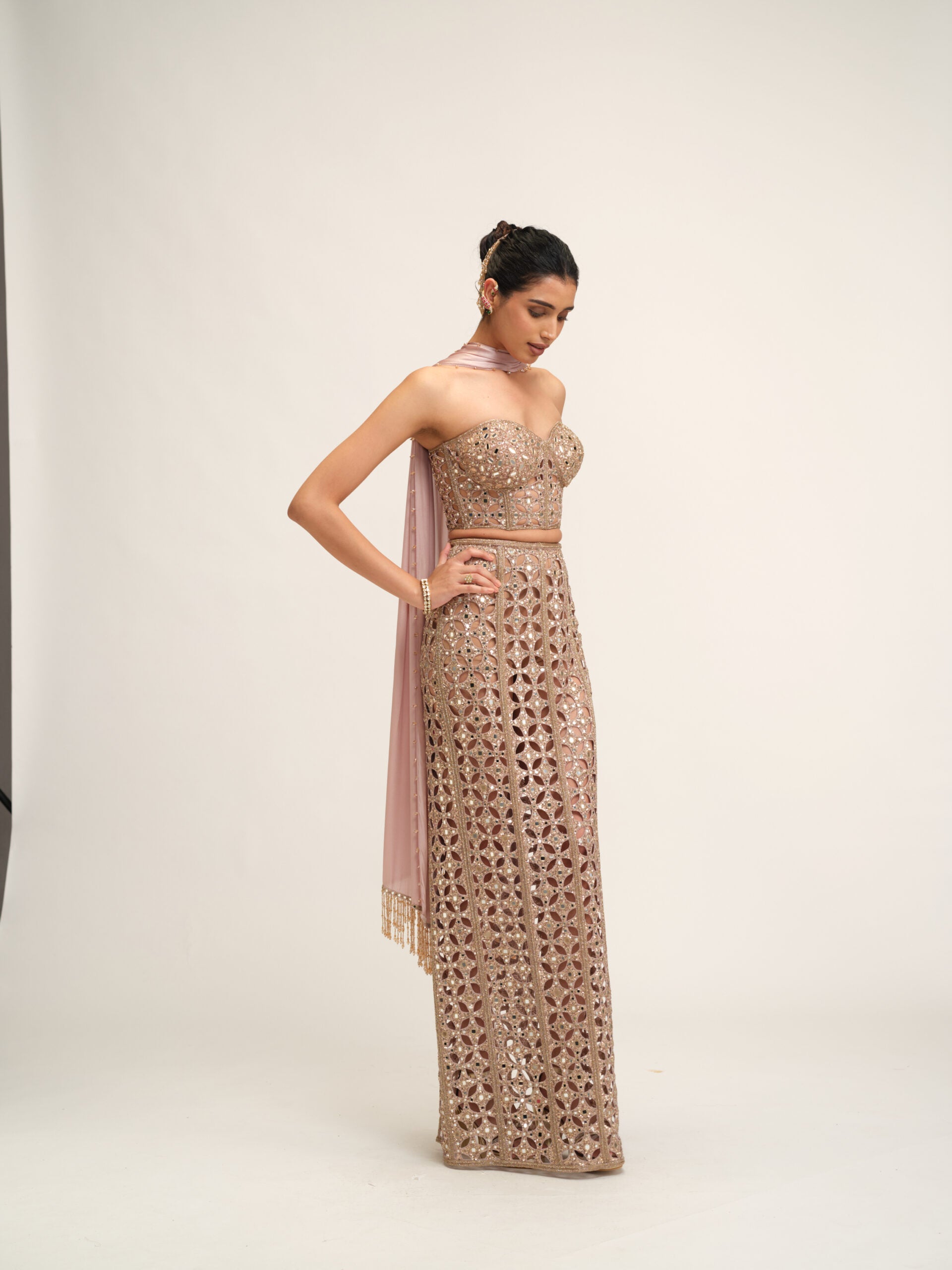 Ash Pink Cutwork Pencil Skirt 4