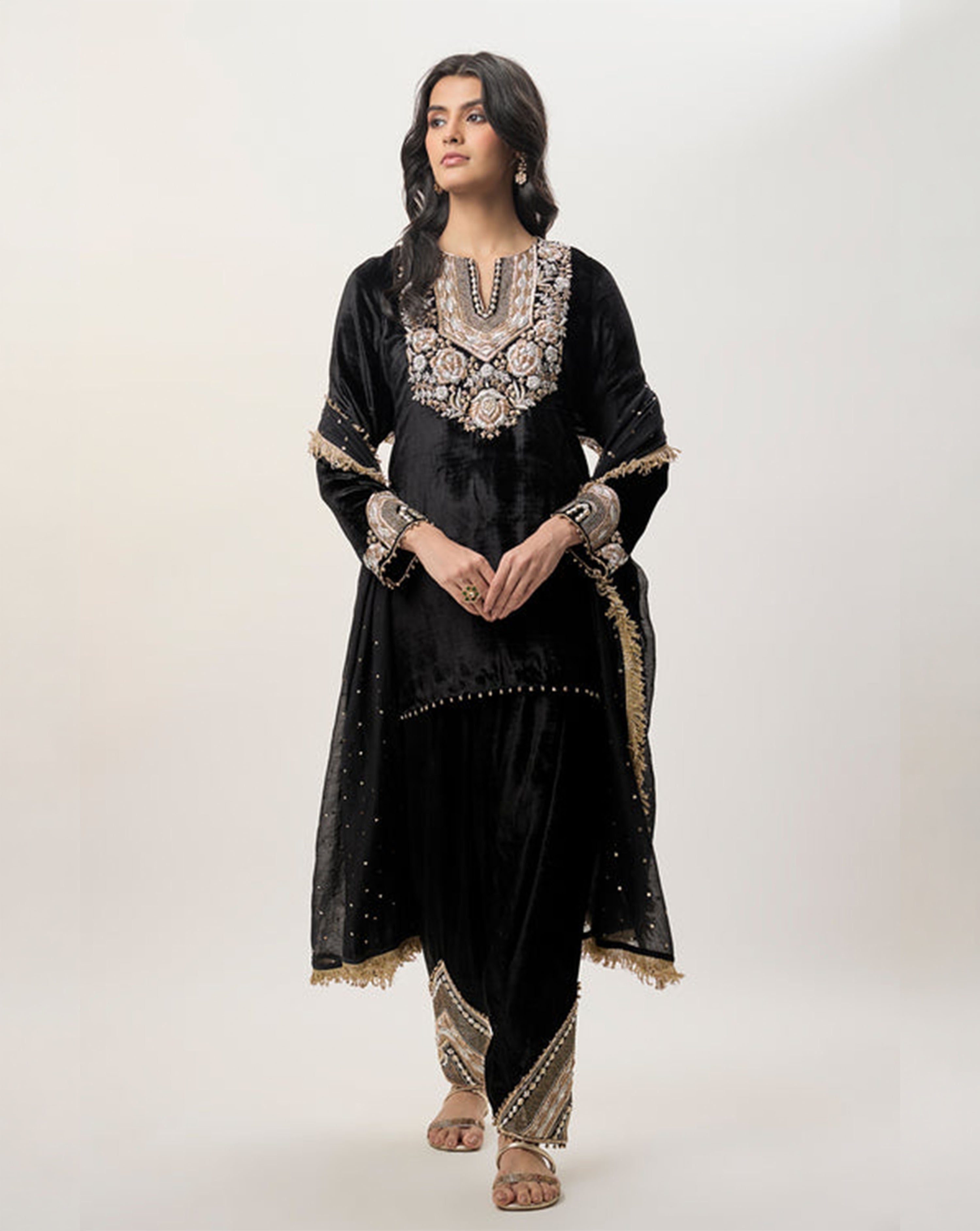 Ziba Black Velvet Embroidered Kurta With Farshi Salwar And Mukaish Silkmul Dupatta