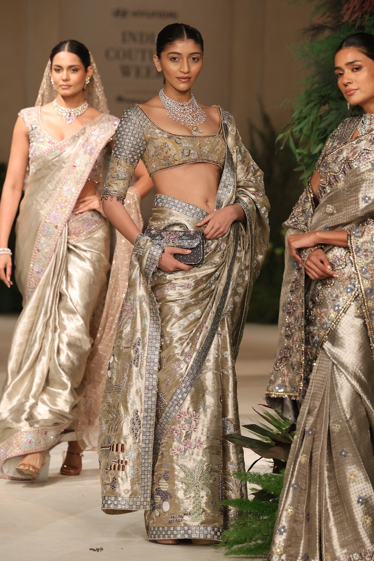 Glowfern - Light Gold Banarasi Tissue Brocade & Tissue Saree