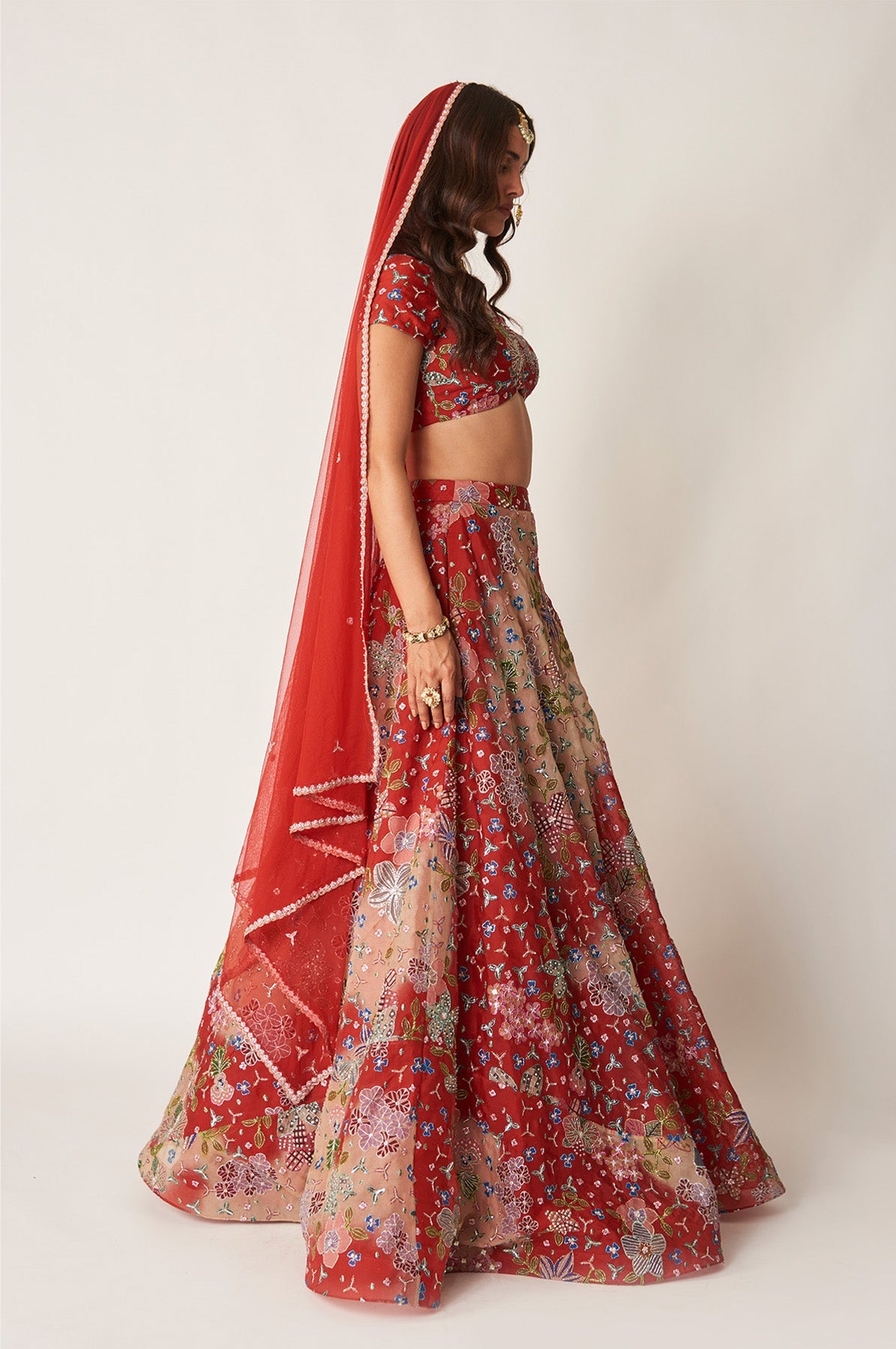 Brielle – Red Organza Lehenga