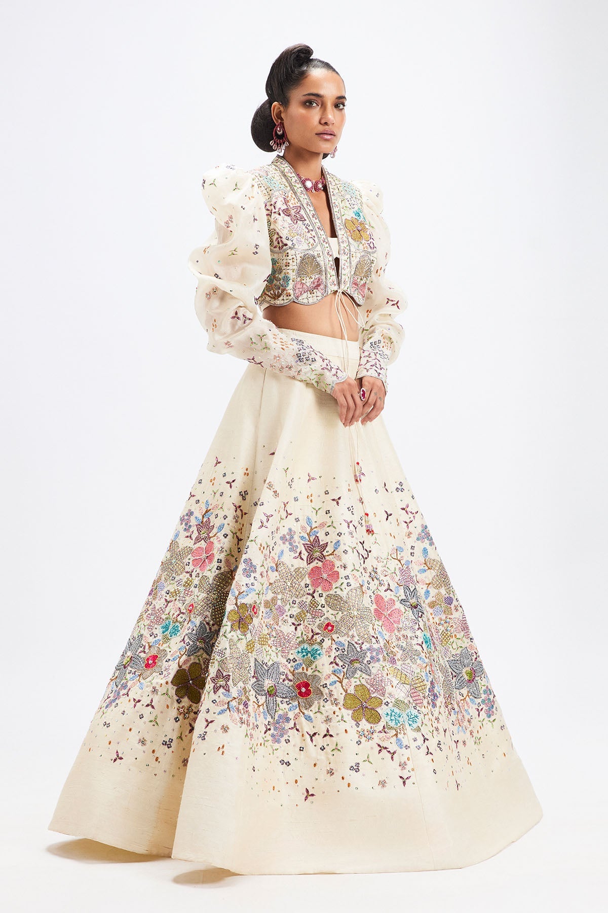 Ténébra - Shell Ivory Raw Silk Lehenga