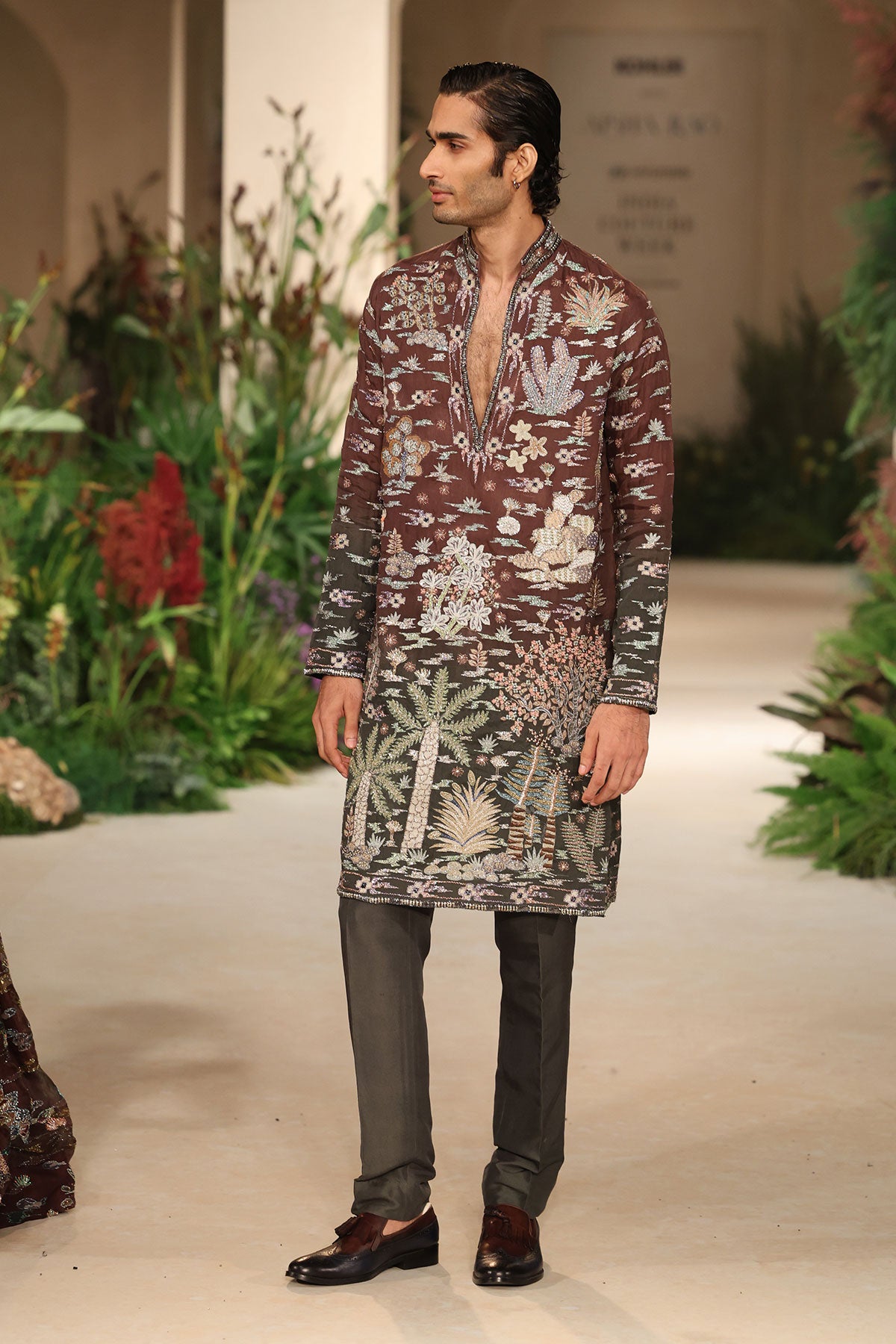 Allu Arjun In Cherrycloud - Teakberry Gunmetal Organza Kurta