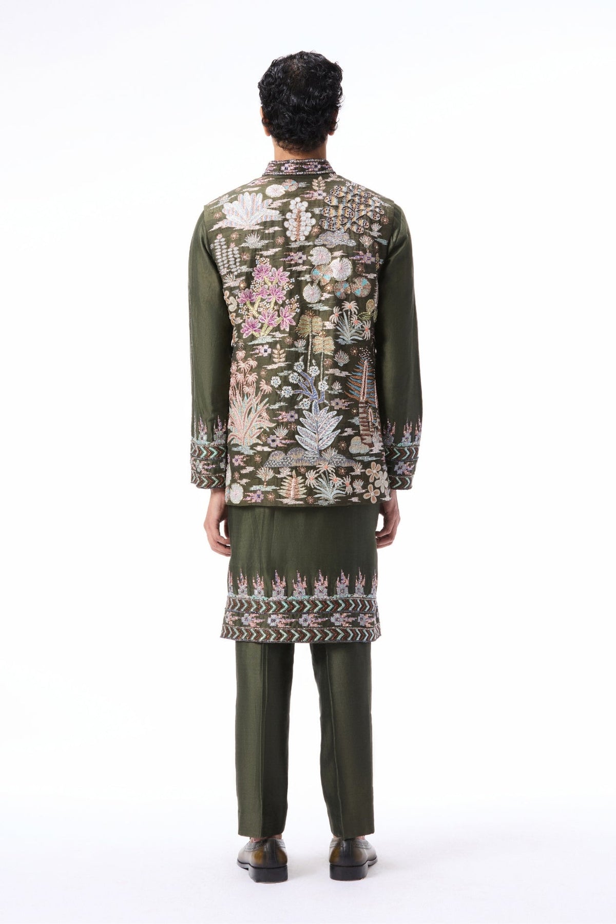 BRIGHTHEART - Lush Green Raw Silk Bundi