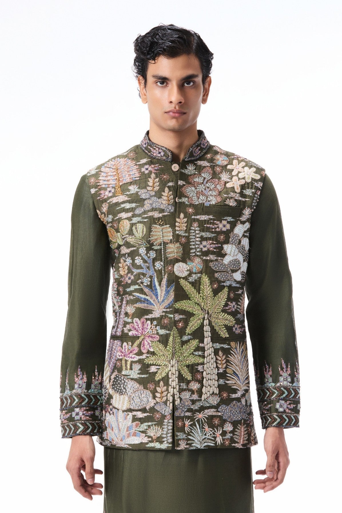 BRIGHTHEART - Lush Green Raw Silk Bundi