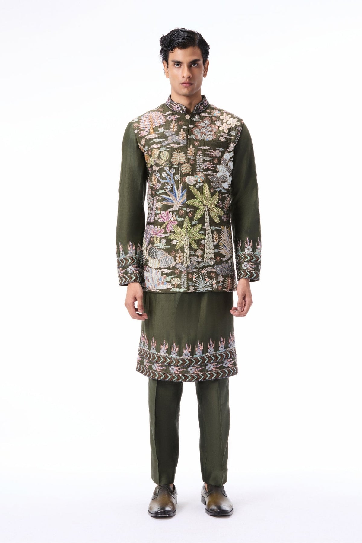 BRIGHTHEART - Lush Green Raw Silk Bundi