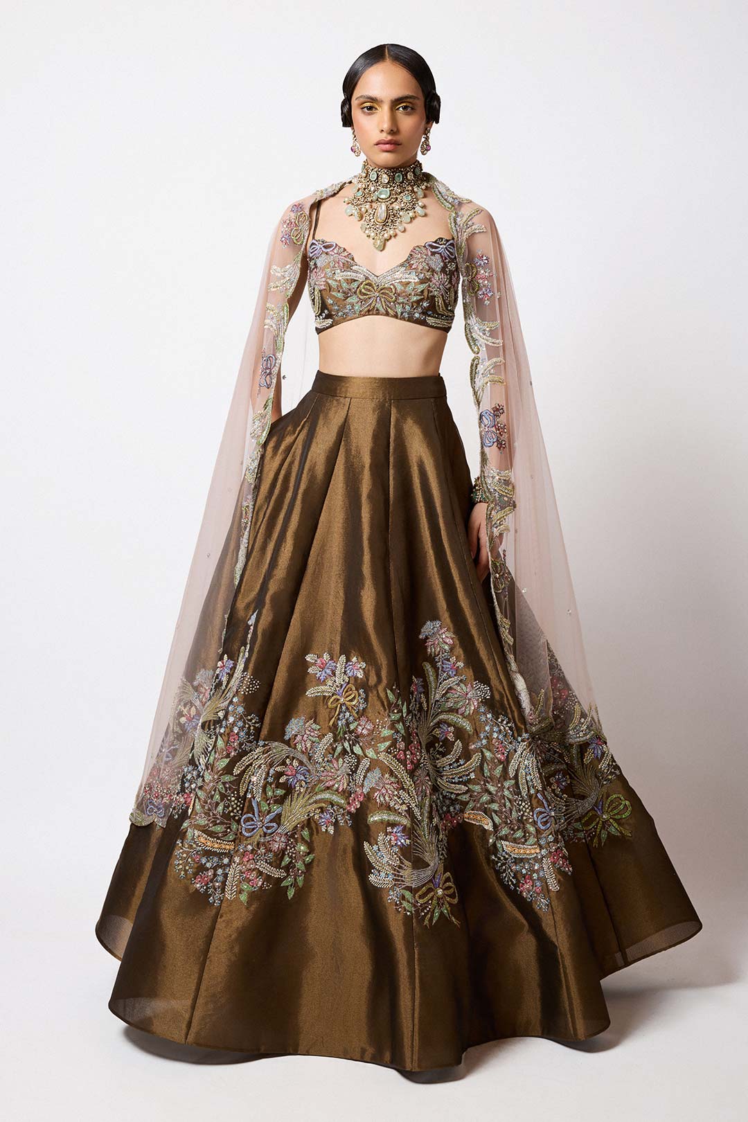 Tasheen Rahimtoola in Bruné - Metallic Tissue Lehenga