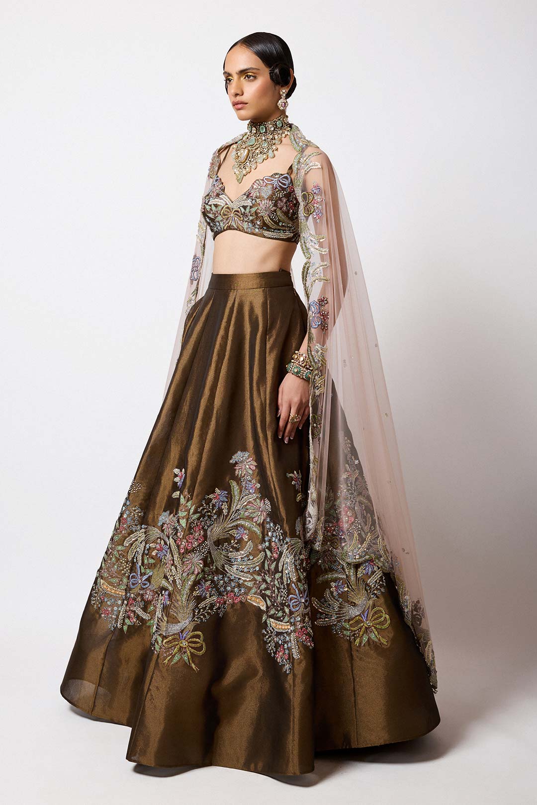 Tasheen Rahimtoola in Bruné - Metallic Tissue Lehenga