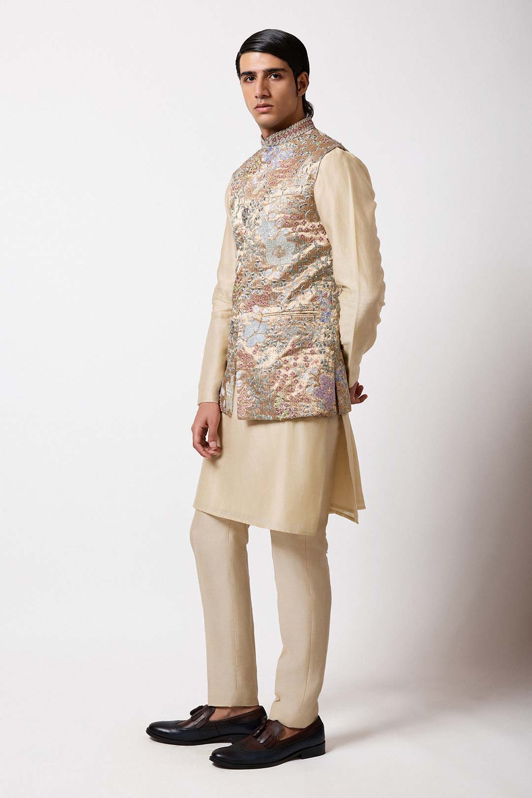 Arden - Desert Gold Banarasi Tissue Brocade Bundi