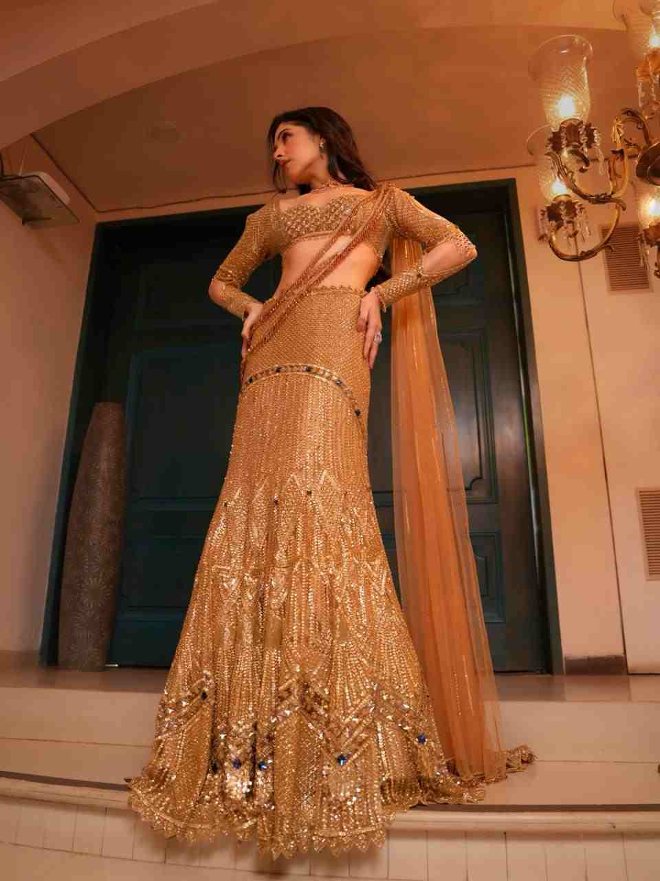 Gold Fishcut Lehenga with trail